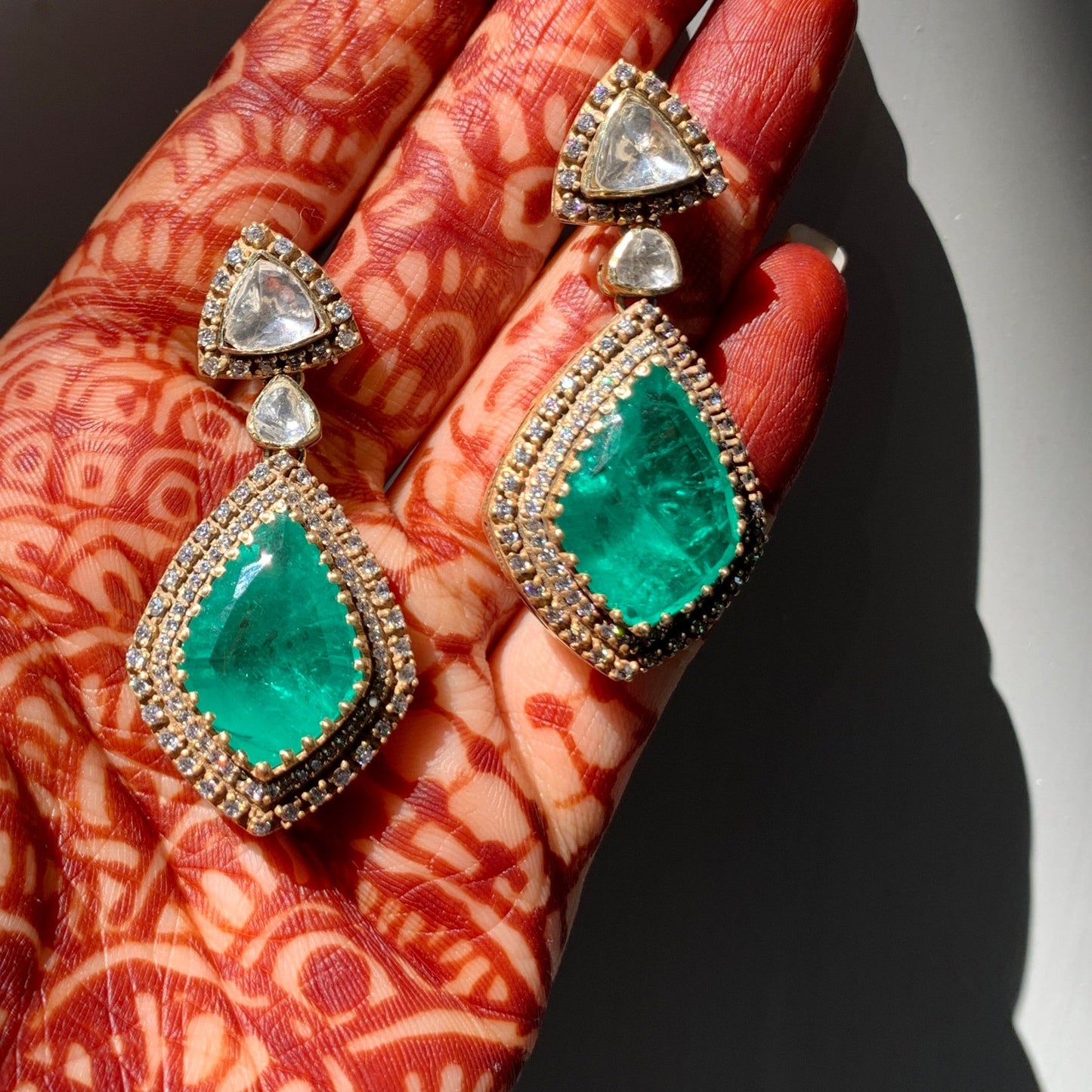 Akoya Emerald Polki Earrings